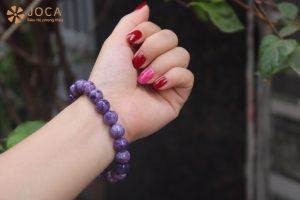 Vòng tay phong thủy đá mắt rồng charoite 3