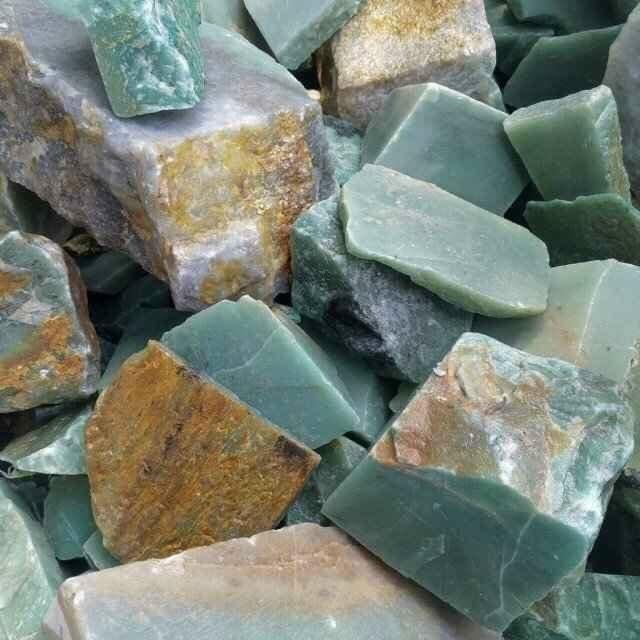 đá thạch anh vụn thô 