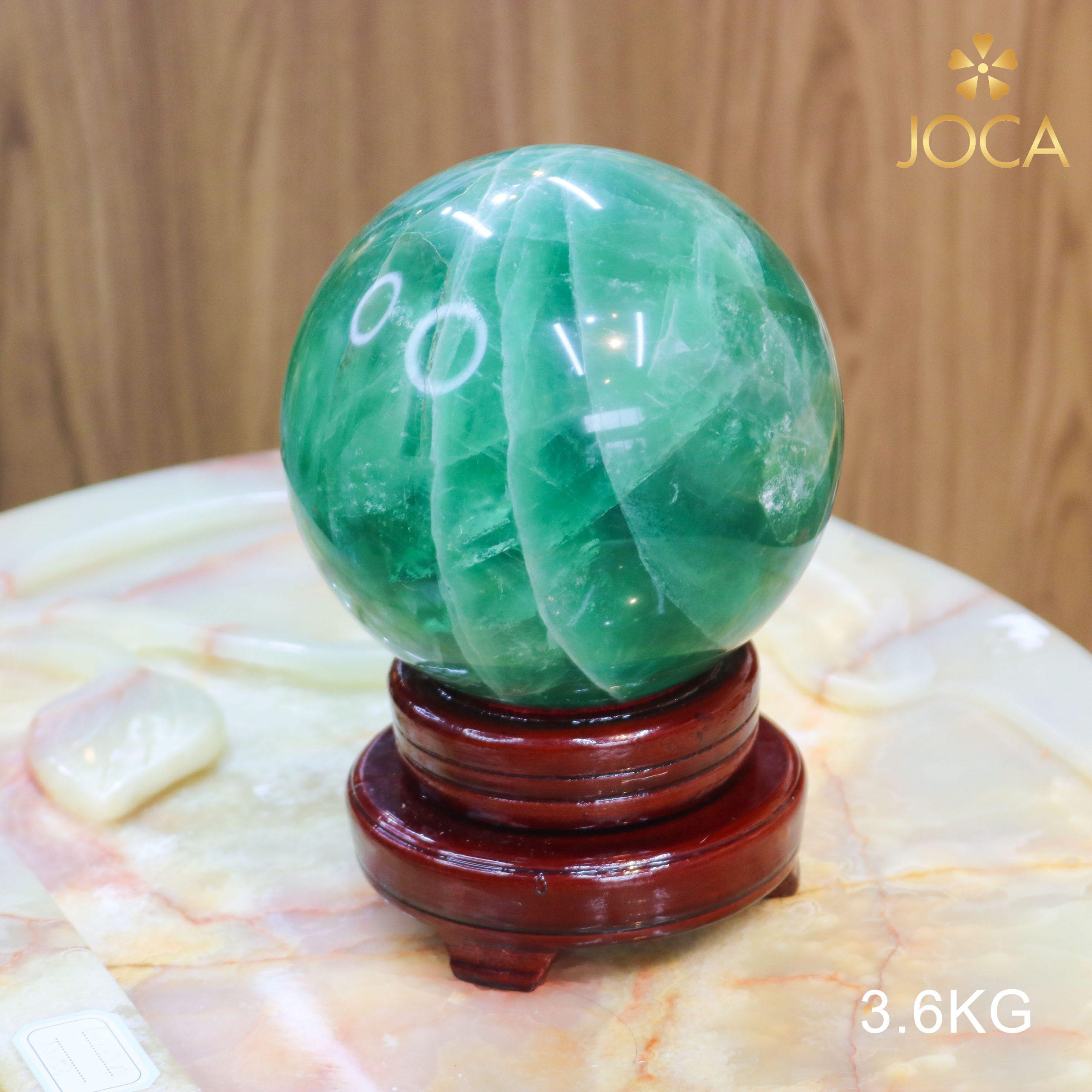 qua_cau_da_fluorite_xanh